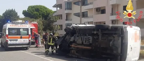 Scontro Qubo-Transit: tre feriti di cui uno soccorso in eliambulanza