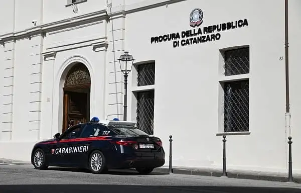 Operazione Glicine: 43 arresti della Dda per associazione mafiosa