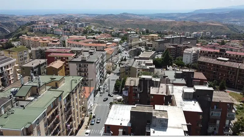 Caso di legionella a Mater Domini, verifica Comune e Asp