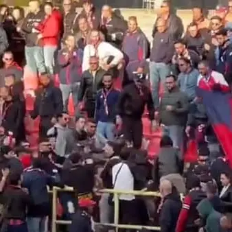 Violenze allo stadio, in arresto tifoso crotonese di 33 anni