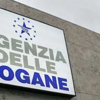Barcone su scogli, precisazioni di Agenzia Dogane e Monopoli