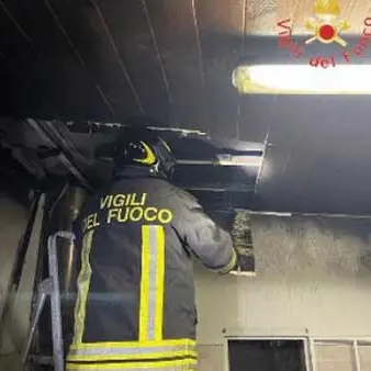 Fuoco in casa, paura a Curinga