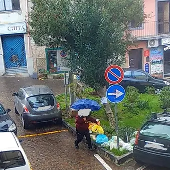 Rifiuti: con fototrappole 61 sanzioni per oltre 10mila euro