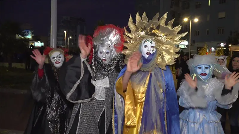 Carnevale, sabato pomeriggio con genitori e bambini al Parco Gaslini - VIDEO