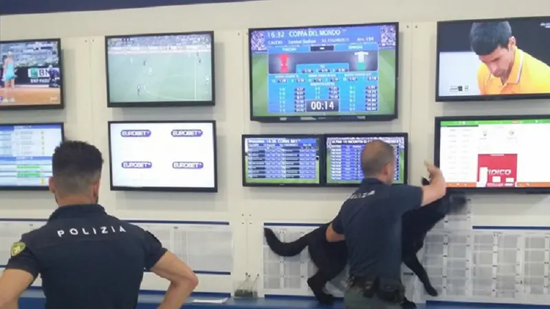 Scommesse illegali, sequestro attrezzature a Lamezia