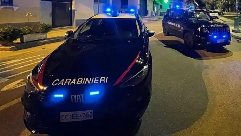 Droga in auto ed a casa: in arresto due giovani