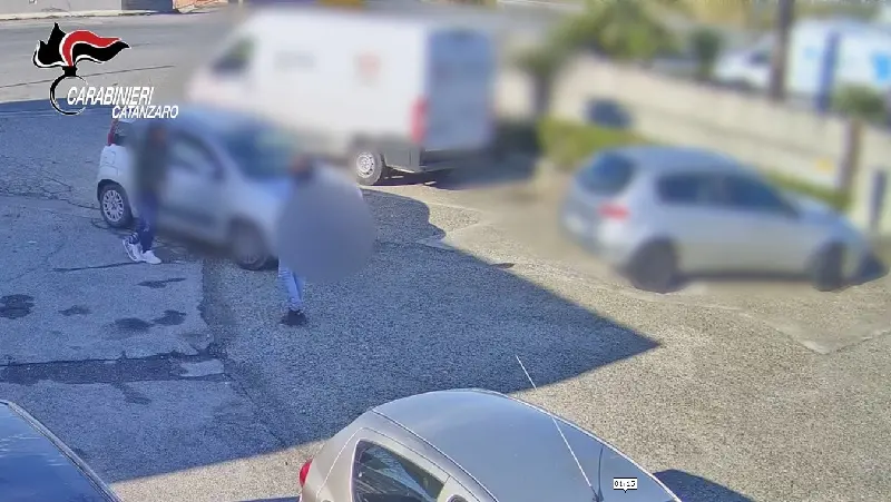 Furti e cavallo di ritorno: 4 arresti, 2 in carcere e 2 ai domiciliari