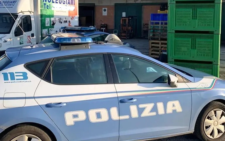 Furto ai mercati generali: danni per decine di migliaia d'euro