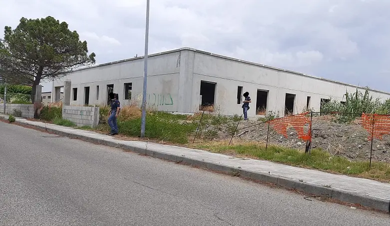 Giovino, ritrovato senza vita in un fabbricato in costruzione