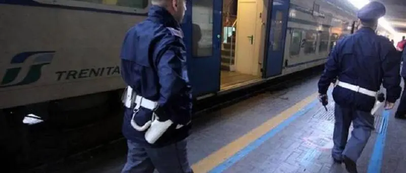 Due agenti Polfer aggrediti da un extracomunitario