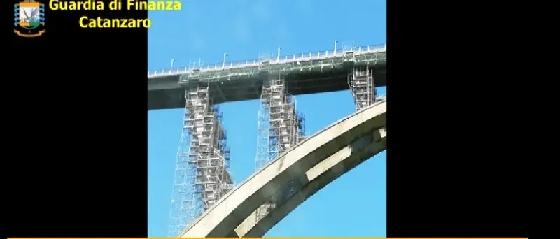 Truffa su lavori a ponte Morandi: arresti, interdizioni e sequestri - VIDEO