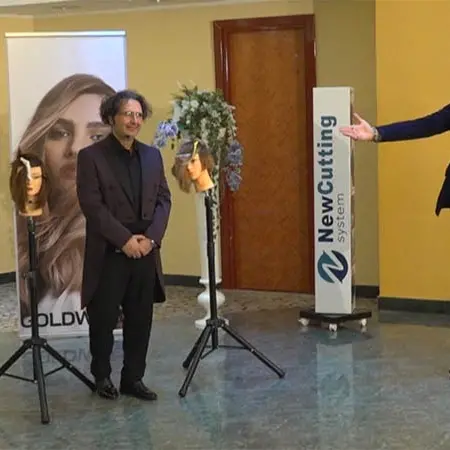 Uno show ed un libro festeggiano l'acconciatore Filippo Matalone - VIDEO