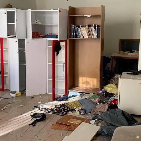 Aranceto: centro sociale abbandonato al saccheggio