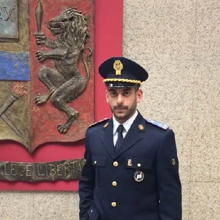 Il commissario Trotta non ce l'ha fatta: il dolore dei colleghi