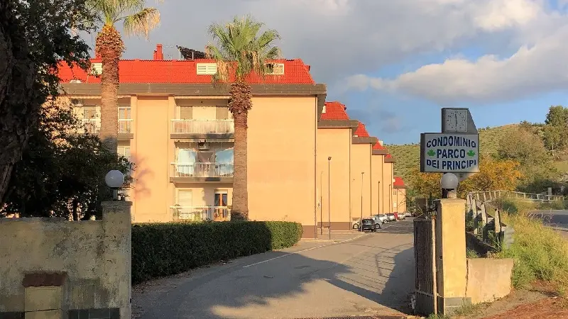 Parco dei Principi, in prognosi riservata il giovane ferito