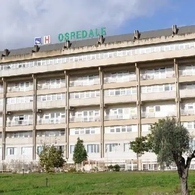 Lamezia, pazienti ospedale senza pasti caldi