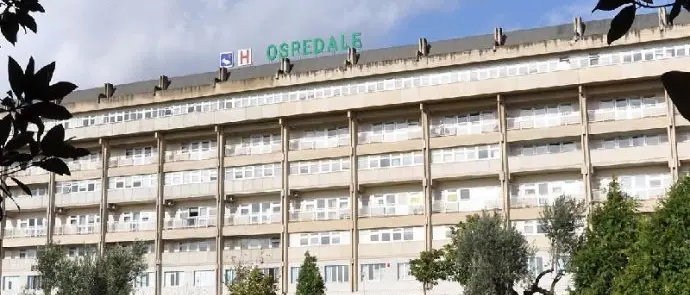 Ospedale Lamezia, stima e risentimento di un paziente in attesa