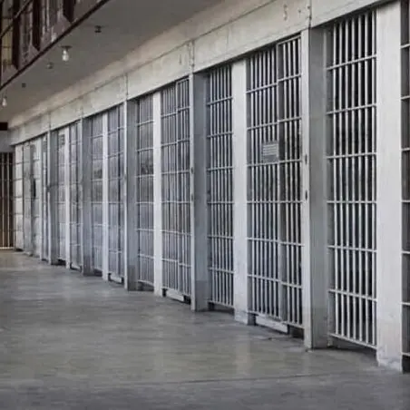 Rissa al carcere di Siano: una settimana di prognosi ai 3 agenti