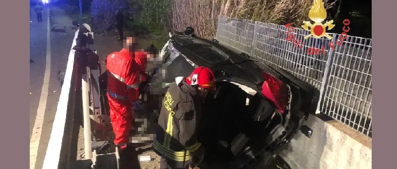 Dramma nella notte: due giovani deceduti nel Soveratese (NOMI)