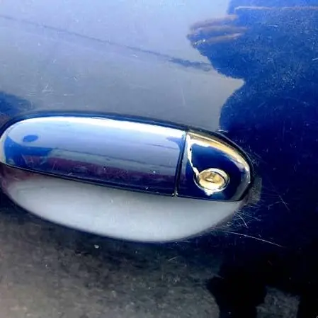 Giovino: festa nei locali, 'festa' nel buio per i ladri d'auto