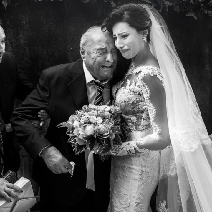 Prestigioso premio internazionale per il fotografo vibonese Bevacqua: così ha immortalato “L'ultimo abbraccio”