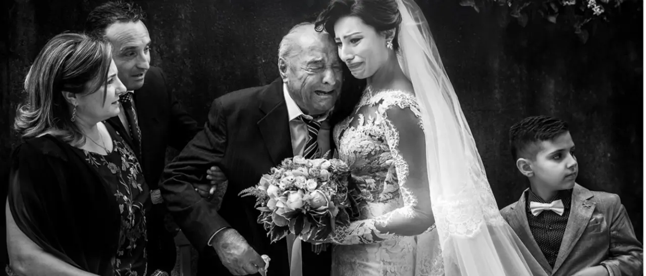 L’ultimo abbraccio: la toccante foto del vibonese Bevacqua conquista un prestigioso premio internazionale\n