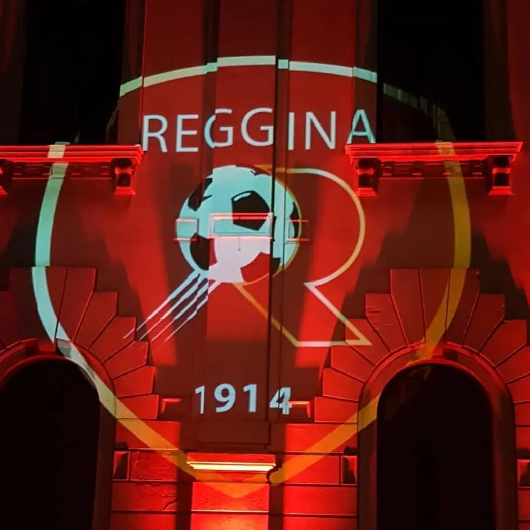 Curva Sud deserta al Granillo: lo striscione “Vi meritate questo” gela la Reggina\n