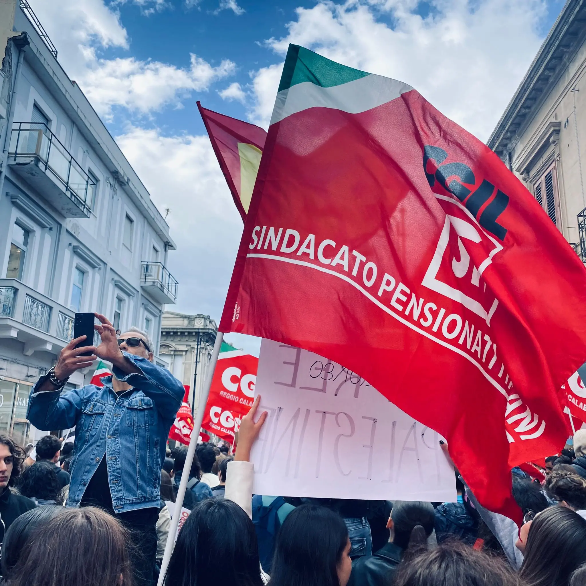 Pensionati calabresi in piazza il 25 ottobre a Roma: «Sempre più poveri e costretti a continuare a lavorare. Nostra regione svantaggiata»