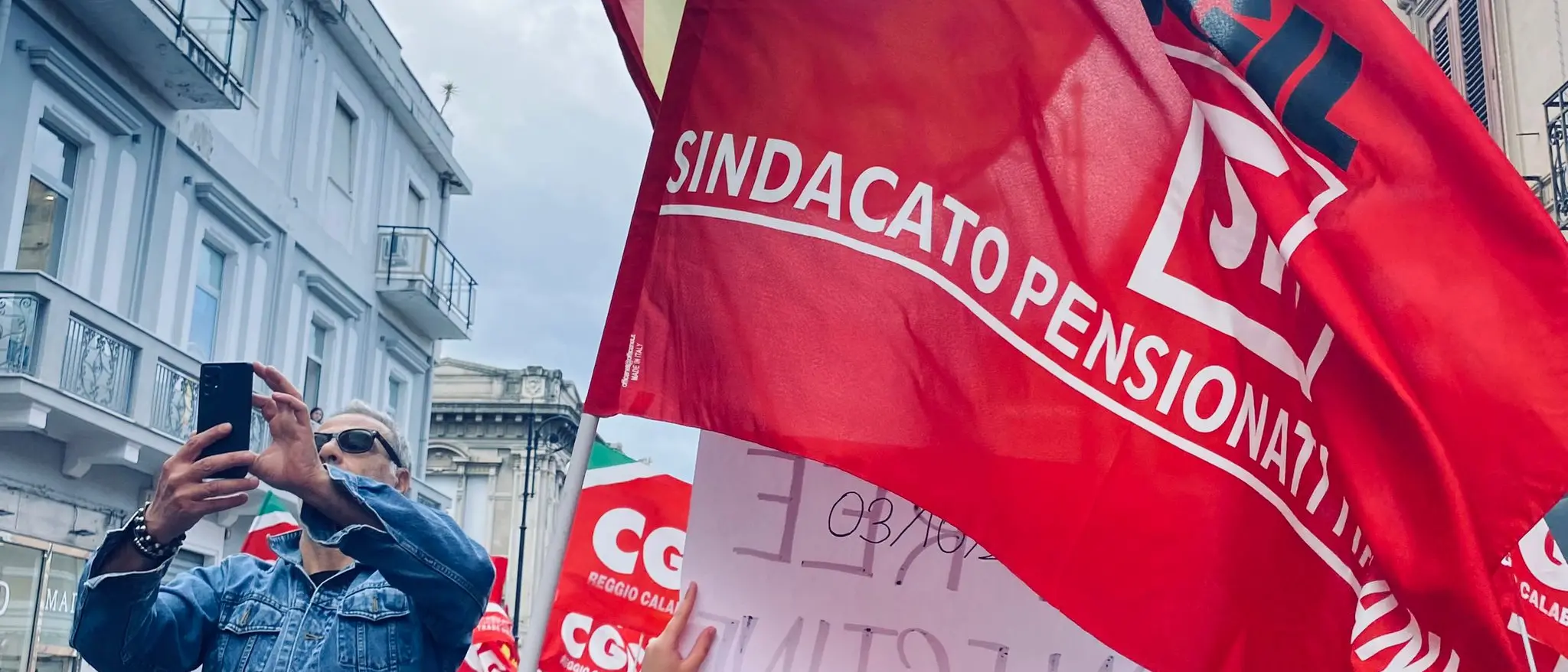 Pensionati calabresi in piazza il 25 ottobre a Roma: «Sempre più poveri e costretti a continuare a lavorare. Nostra regione svantaggiata»