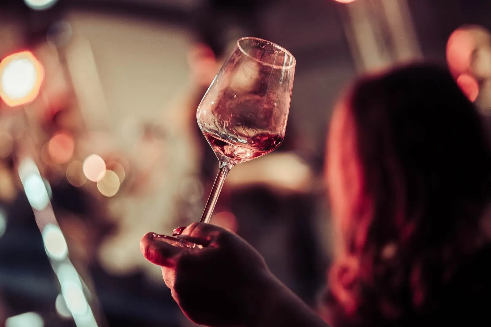 “Divino Aiello”\u00A0celebra il vino calabrese: due giorni tra degustazioni, cultura e territorio