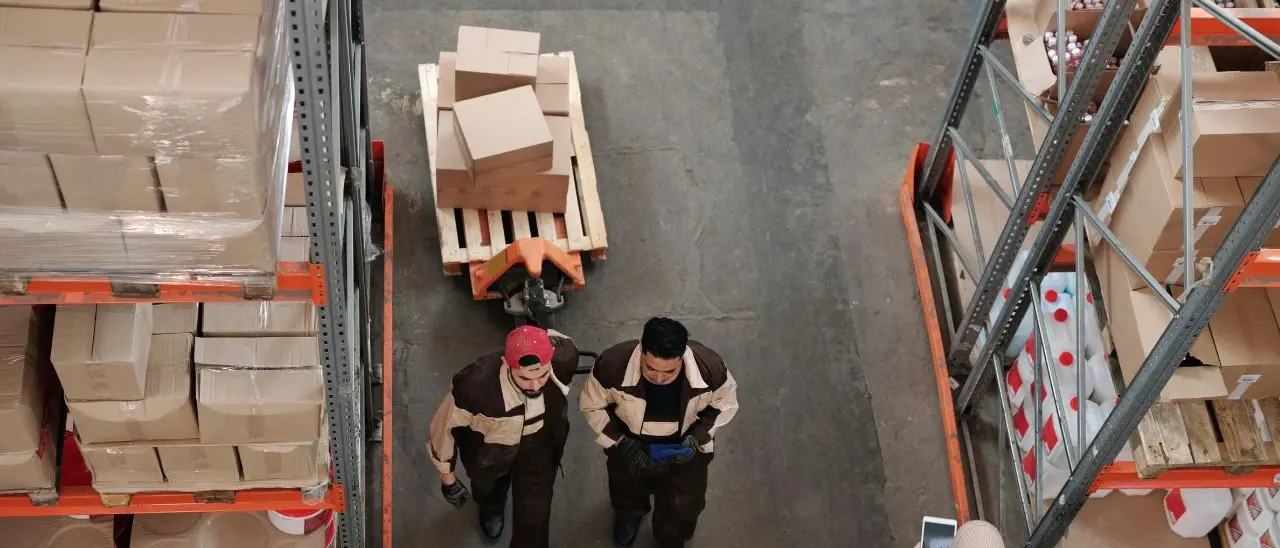 Amazon verso un futuro automatizzato: 600mila posti di lavoro a rischio entro il 2033\n