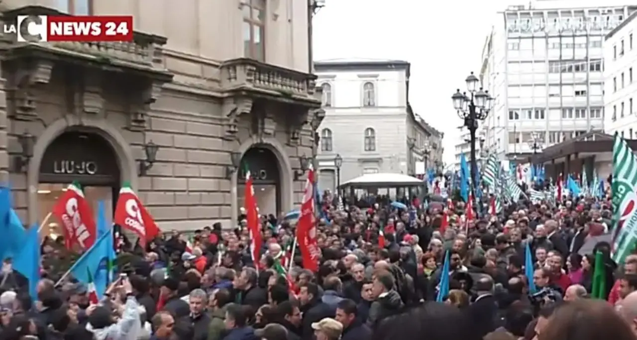 Vertenza Lpu/Lsu, sarà un autunno caldo: previste manifestazioni a Catanzaro e Roma\n