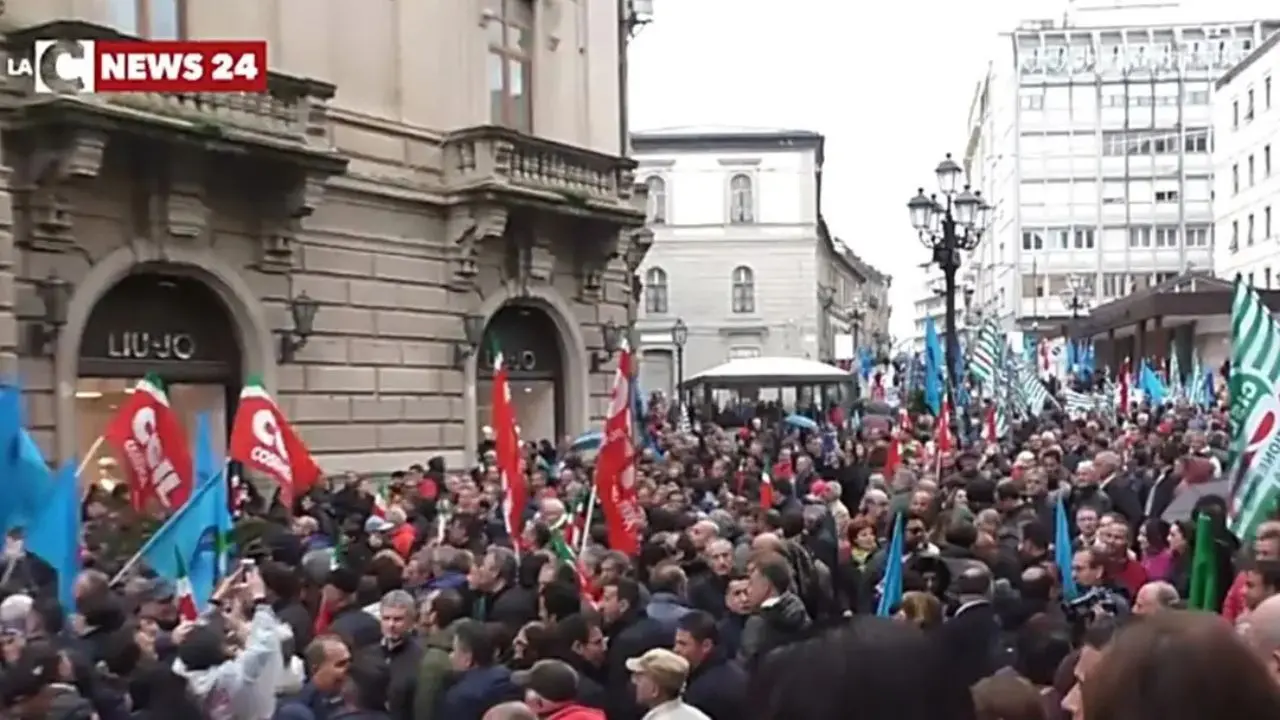 Vertenza Lpu/Lsu, sarà un autunno caldo: previste manifestazioni a Catanzaro e Roma\n