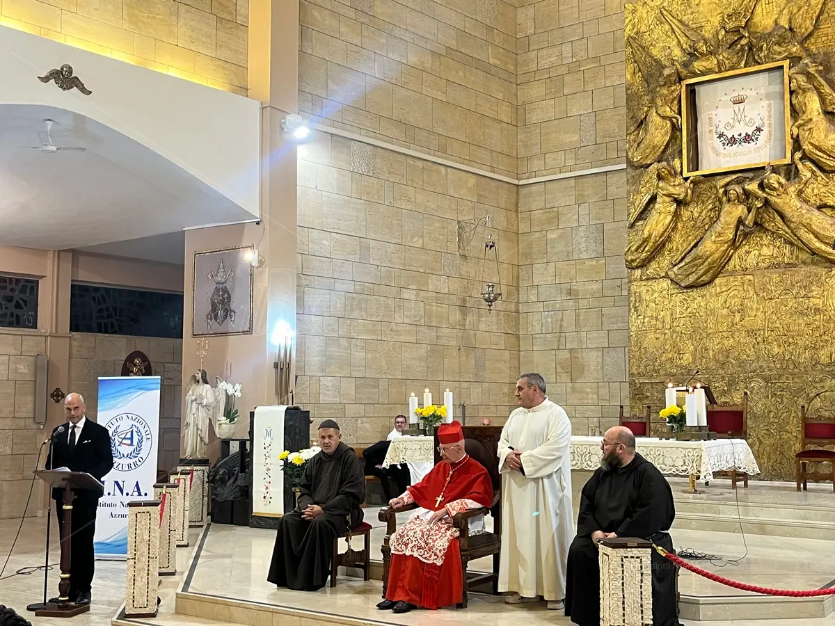 Il cardinale Bagnasco all’Eremo: «In questa Basilica tanto cara a Reggio risuoni il monito di Pace del Cristo Risorto»