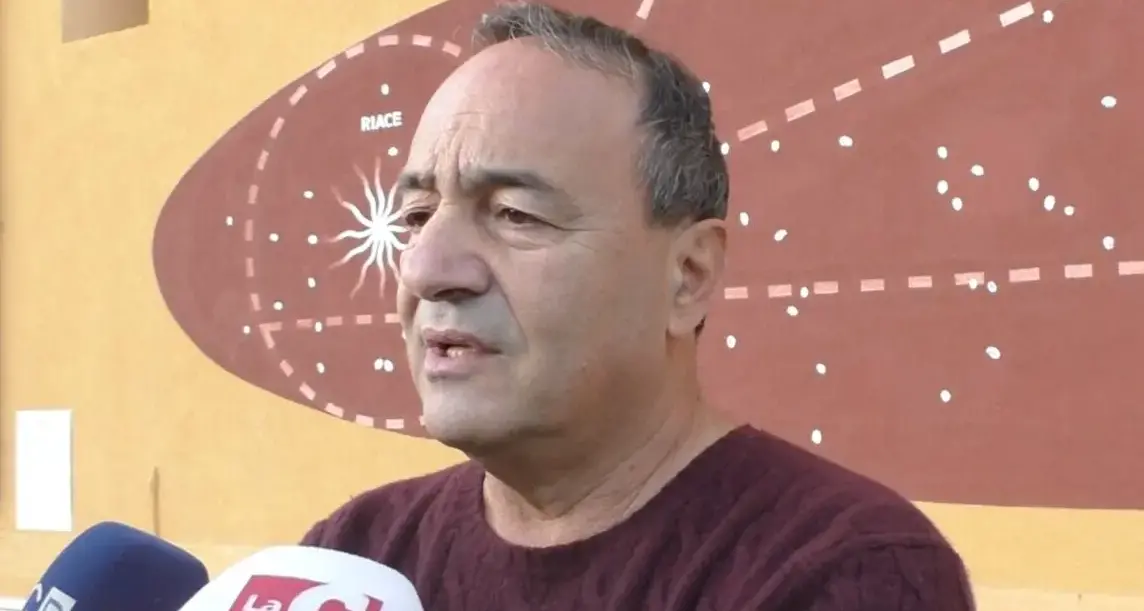 Lucano fuori dalle liste di Alleanza verdi sinistra, Fratoianni interroga Piantedosi sulle cause dell'esclusione\n