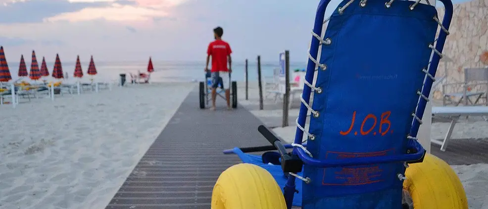 Spiagge accessibili ai disabili nei comuni dell’Ambito territoriale sociale di Spilinga: 200mila euro per sette località costiere