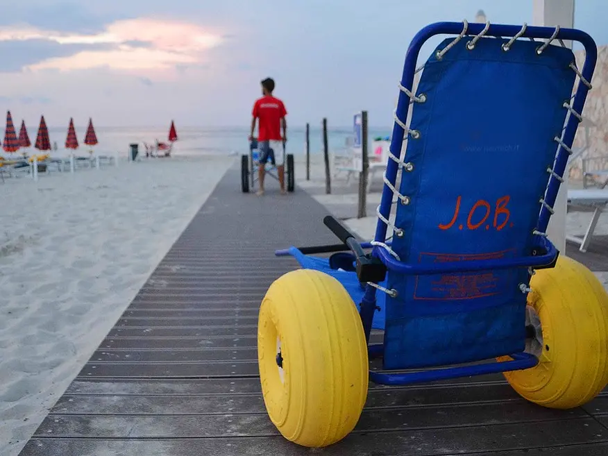 Spiagge accessibili ai disabili nei comuni dell’Ambito territoriale sociale di Spilinga: 200mila euro per sette località costiere