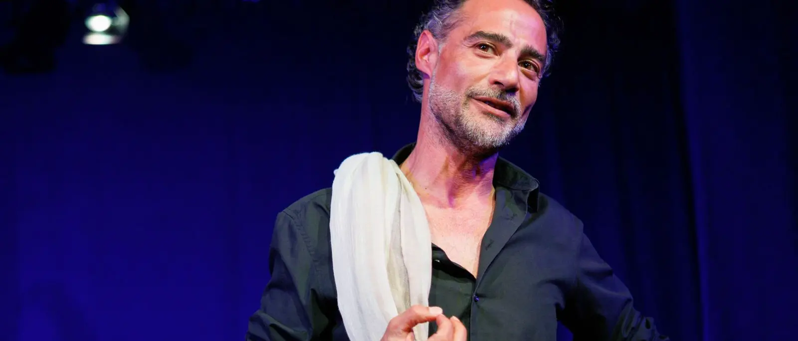 Un palcoscenico per tutti: nasce a Reggio una\u00A0nuova scuola di teatro, canto e arti sceniche\n