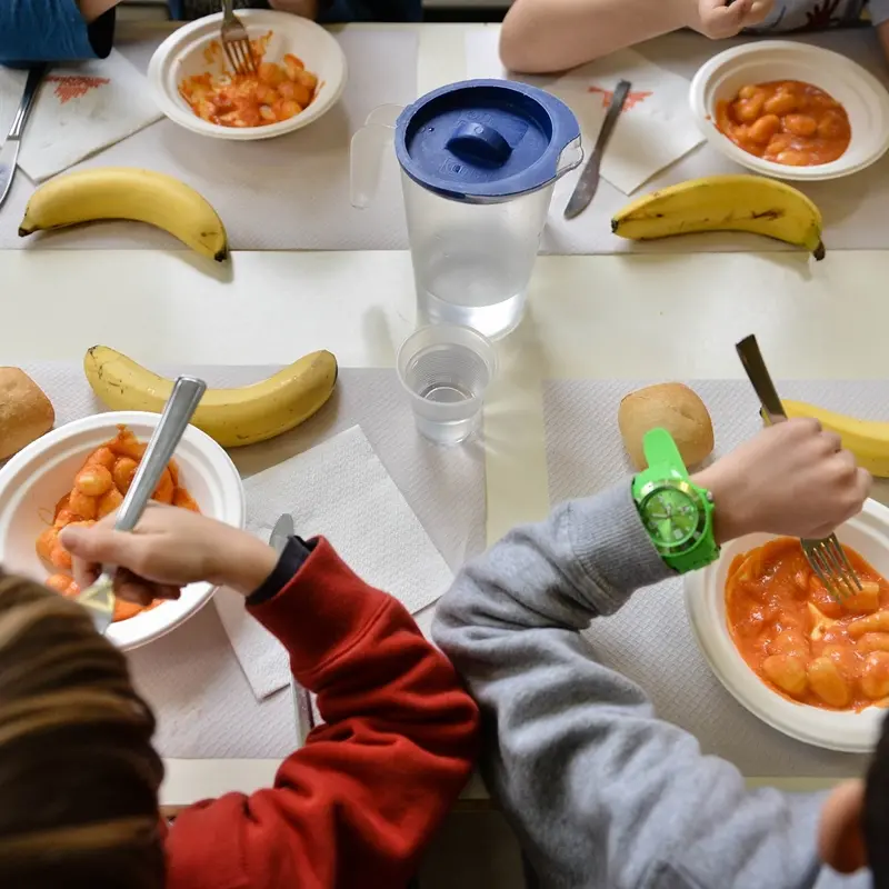 Vibo,\u00A0habemus mensa…\u00A0ma non in tutte le scuole. Al via da lunedì, ecco i plessi esclusi