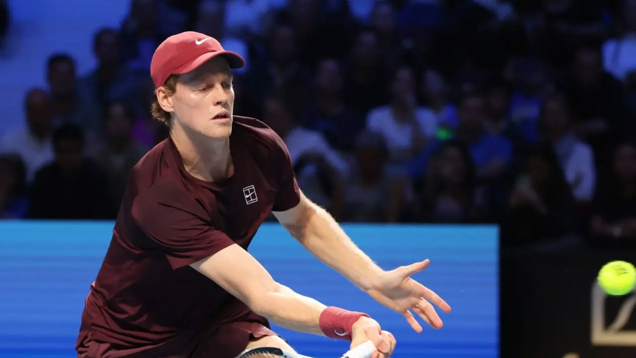 Jannik Sinner conquista la semifinale ai Vienna Open