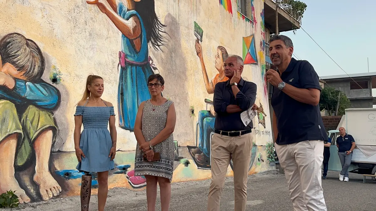 A Martone\u00A0l’inaugurazione\u00A0del murale \"Cusì comu si\" con l’atleta paralimpica\u00A0Anna Morabito\n