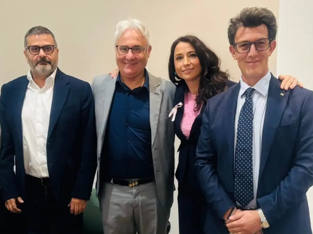 Rende, l’opposizione incalza: «Lorenzon edificabile. Psc in continuità con Manna»