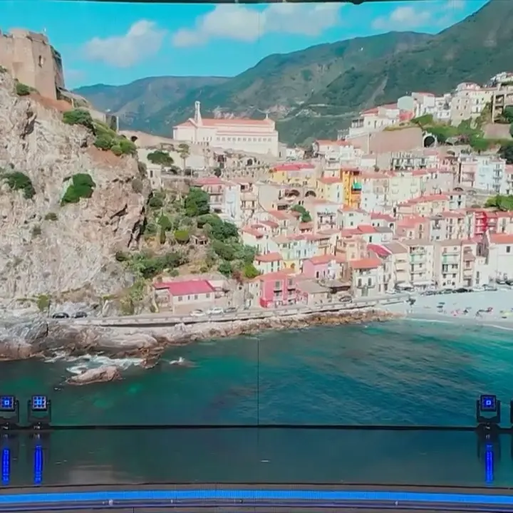 Calabria protagonista su Rai1: le sue bellezze e i panorami mozzafiato stasera a Ballando con le stelle