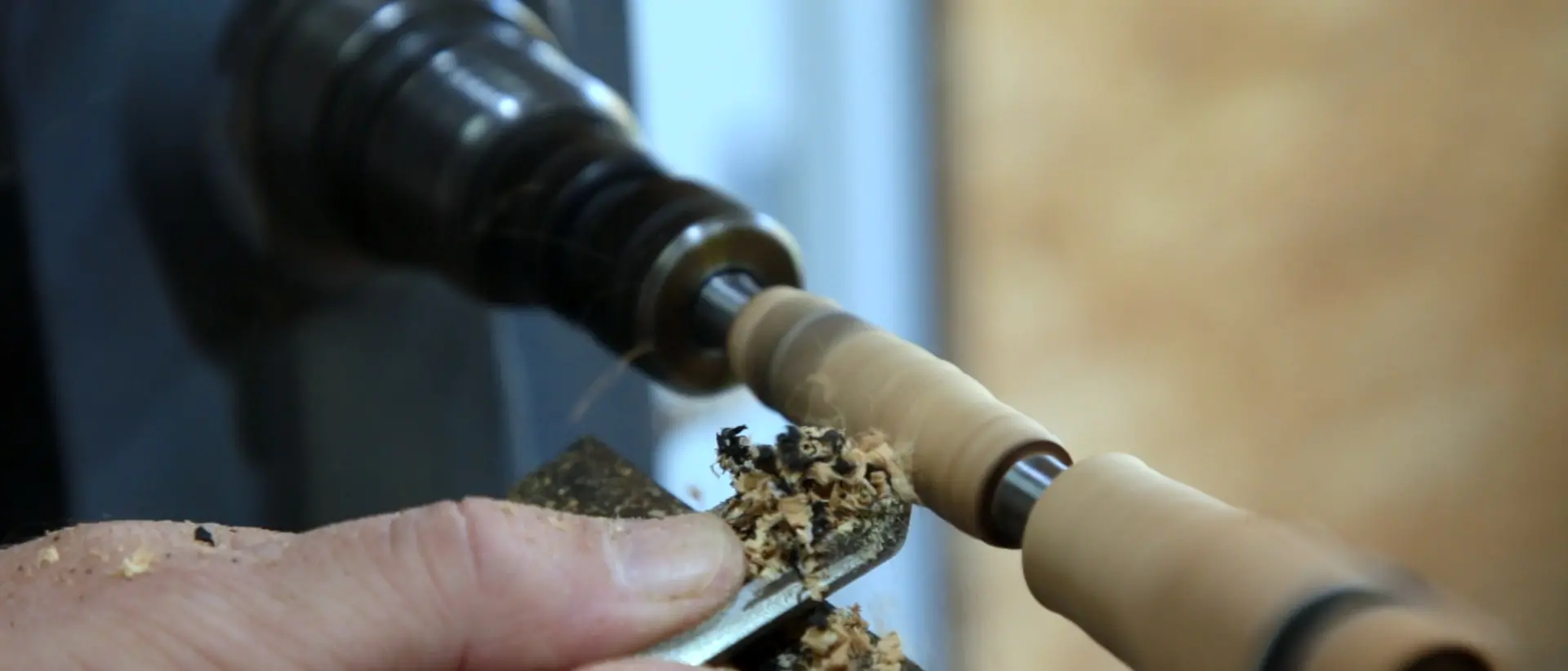 Capolavori dal legno: l’arte di Francesco Scarpino raccontata nella nuova puntata di LaC Storie\u00A0\n