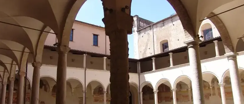 Cosenza, tutto pronto per la Biennale di Filosofia: quando il pensiero torna tra la gente\n