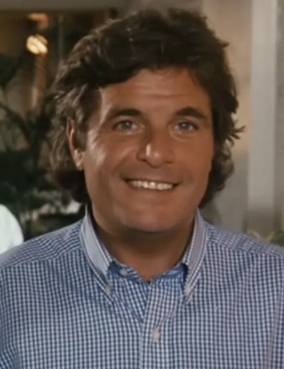 Addio a Mauro Di Francesco, morto a 74 anni l’attore di Sapore di mare, Abbronzatissimi e Attila\n