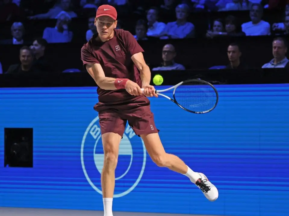 Tennis, Sinner \"stritola\" De Minaur e conquista la finale a Vienna