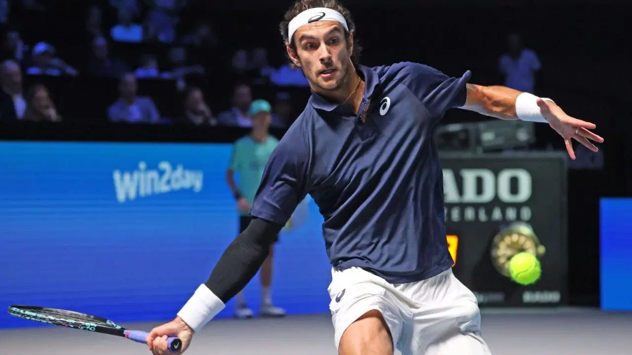 Musetti in azione ai Vienna Open