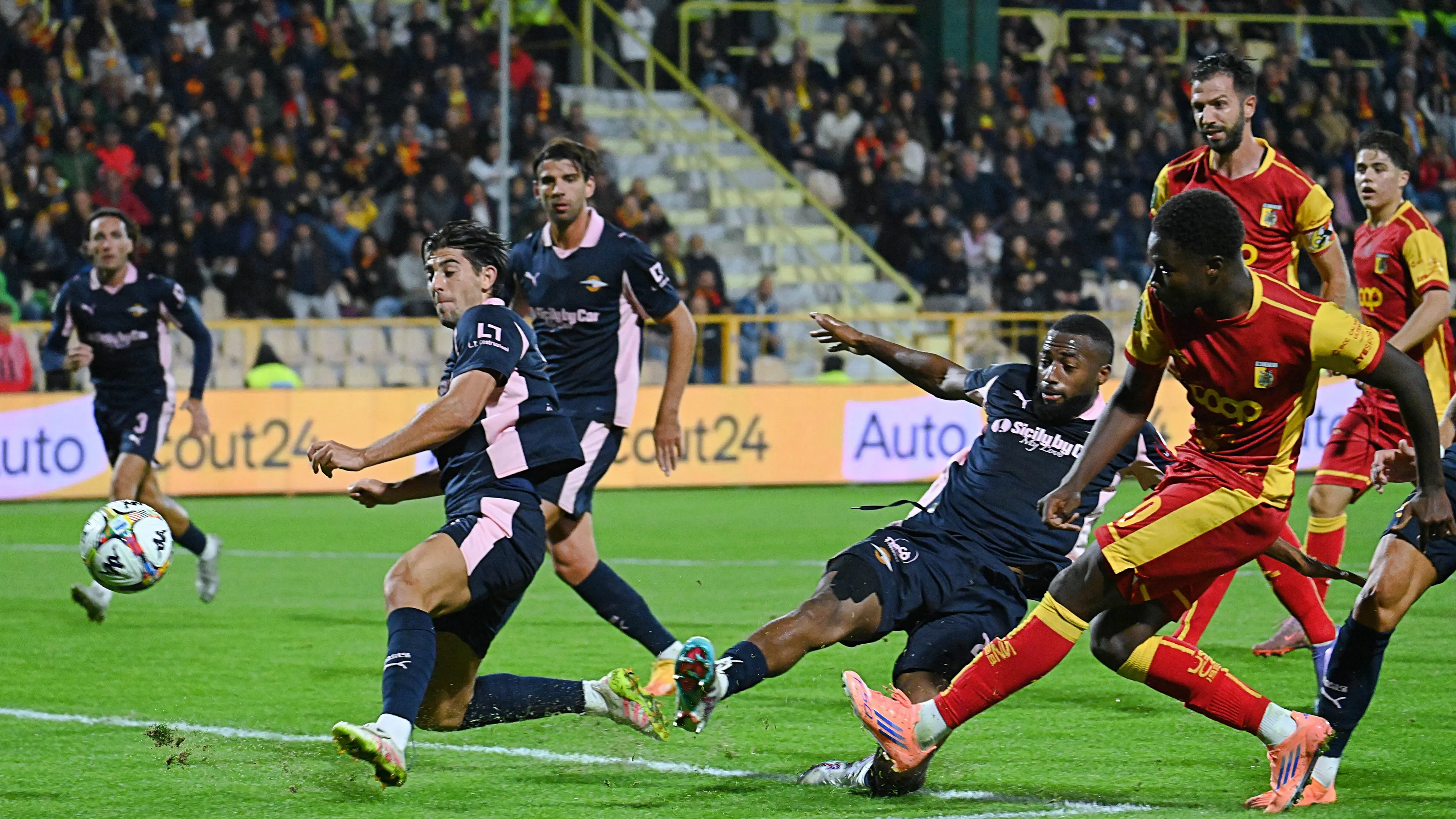 Catanzaro-Palermo 1-0,\u00A0Cissè regala il primo successo ai giallorossi di Aquilani\n