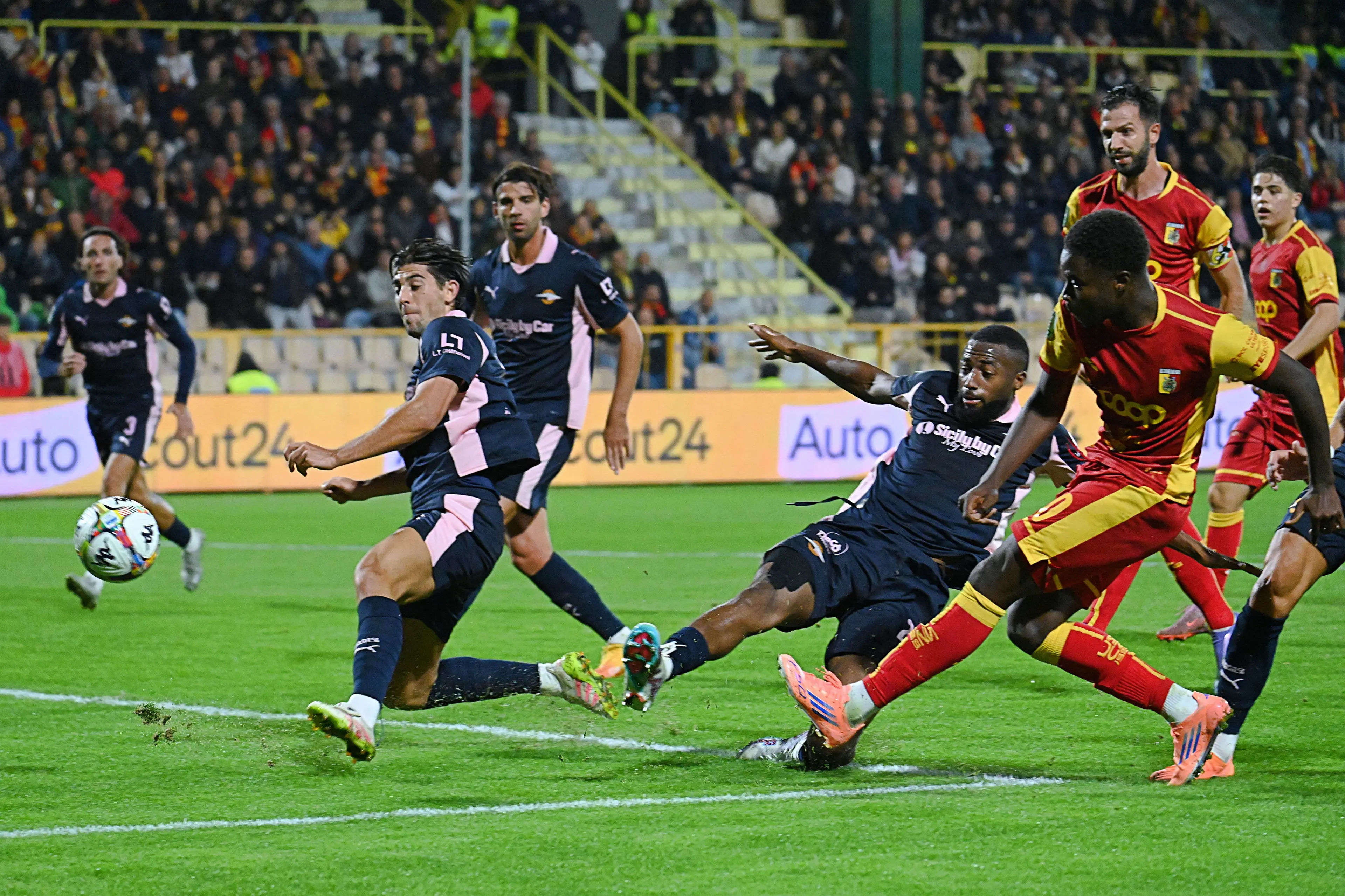 Catanzaro-Palermo 1-0,\u00A0Cissè regala il primo successo ai giallorossi di Aquilani\n
